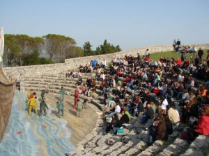 Spettacolo messo in scena dai giovani durante la XV edizione del Festival