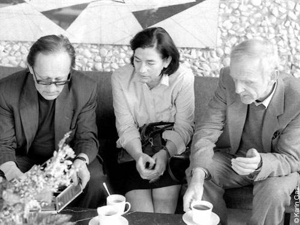 Christa Wolf con Heiner Müller e Günter de Bruyn – 1987. Foto Karin Gaa 