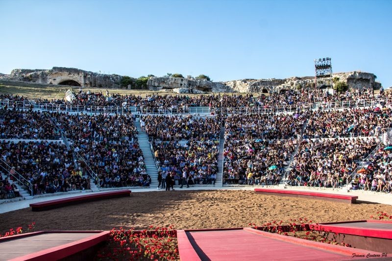 Ficarra e Picone al Teatro Greco