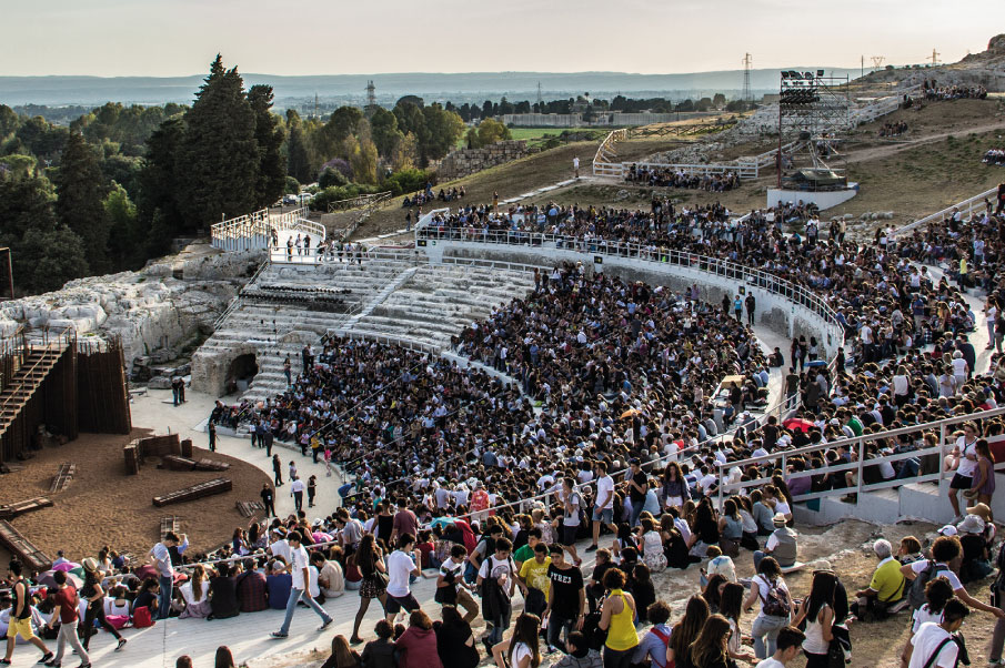 Servizio di Traduzione Simultanea presso il Teatro Greco