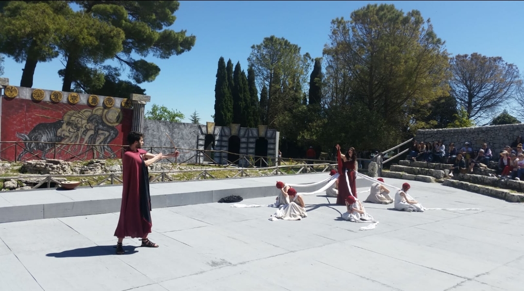 Inaugurato il Festival internazionale dei Giovani a Palazzolo Acreide.  Fino al 2 giugno al Teatro di Akrai 2.500 studenti