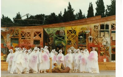 Un viaggio nel coro nelle rappresentazioni classiche al Teatro Greco
