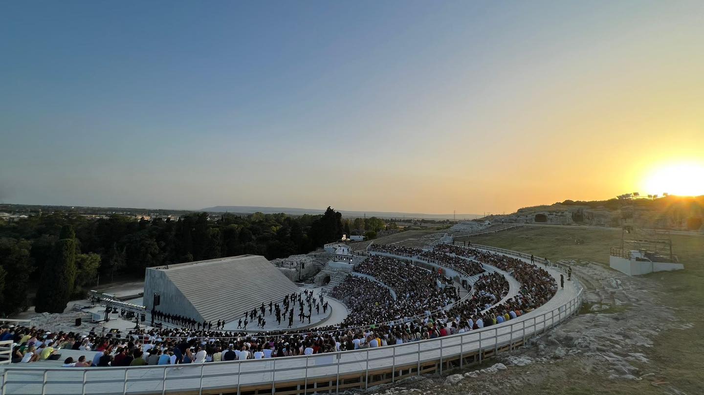 La Fondazione INDA ringrazia tutti coloro che a vario titolo hanno contribuito al successo della stagione al Teatro Greco di Siracusa